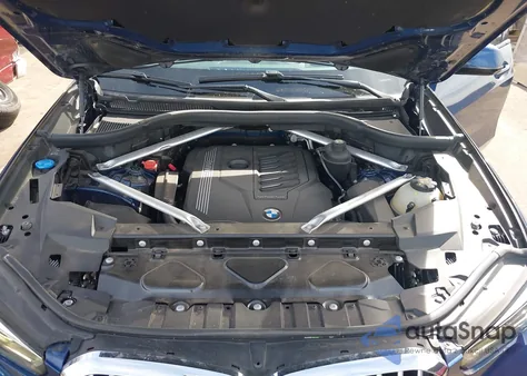 2020 BMW X5 xDrive40I z USA, uszkodzony, nr VIN 5UXCR6C01L9B15323